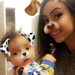 Meet your Posher, Cristal